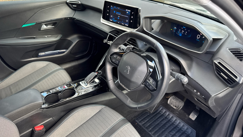 Peugeot 208 1.2 PureTech 130 Allure 5dr EAT8 Petrol Hatchback